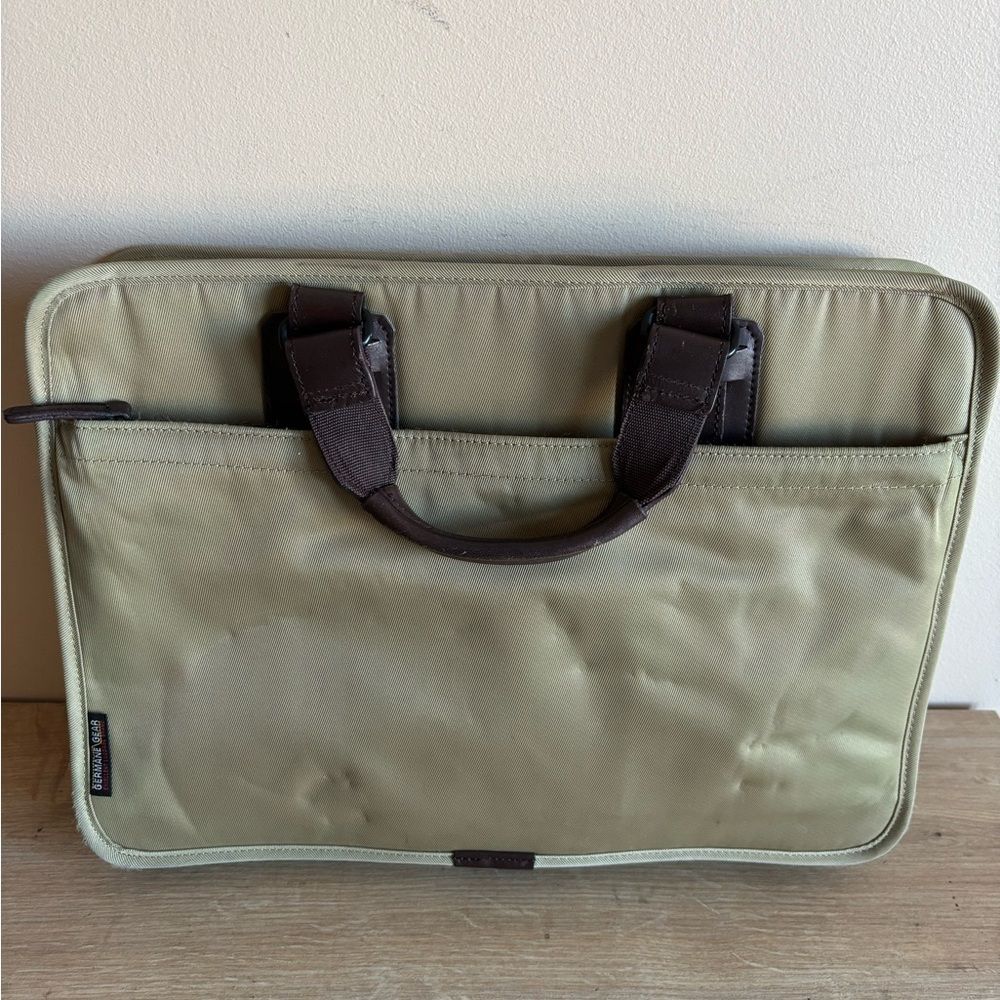 Germane gear briefcase